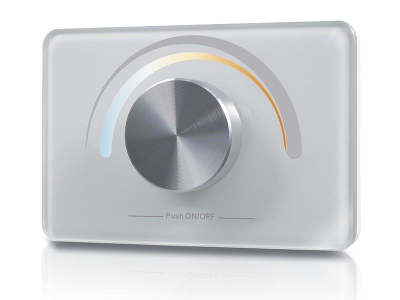 Dual clearance led dimmer